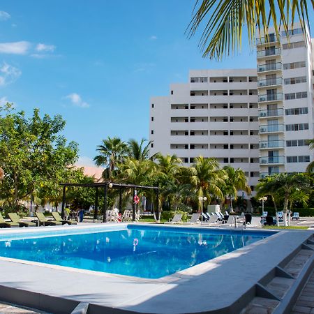 Hotel Calypso Канкун Экстерьер фото